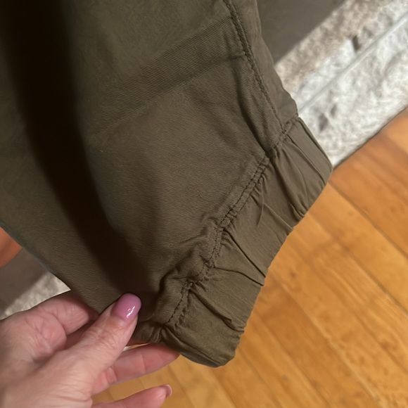 Levi’s Jet Set Taper Paperbag pants army green large - Picture 5 of 9